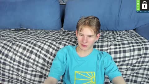 Snapshot of tim_milll chatting on 02-06-25, 06:35 Tim online show from 02-06-25, 06:35