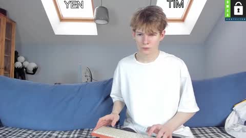 Snapshot of tim_milll chatting on 02-16-25, 06:43 Tim online show from 02-16-25, 06:43