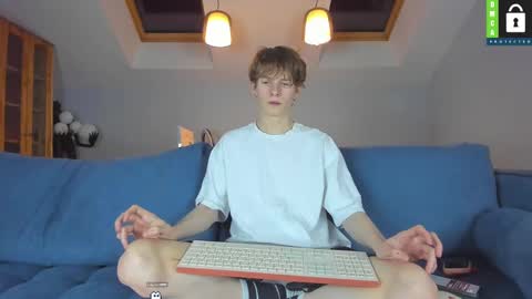 Snapshot of tim_milll chatting on 03-10-25, 06:56 Tim online show from 03-10-25, 06:56