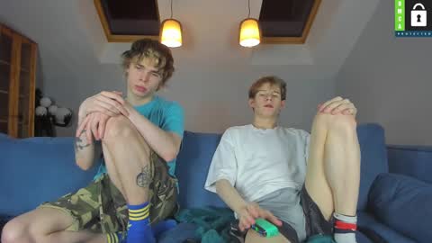 Snapshot of tim_milll chatting on 03-12-25, 07:28 Tim online show from 03-12-25, 07:28