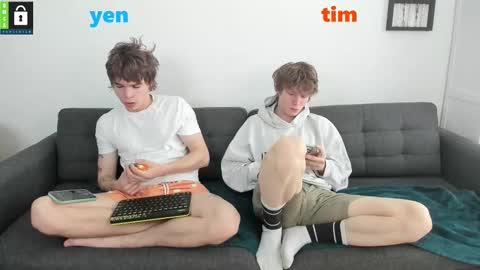 Snapshot of tim_milll chatting on 09-09-25, 12:05 Tim online show from 09-09-25, 12:05