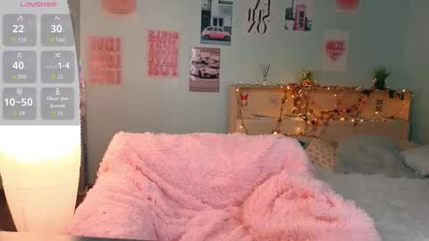 Mia online show from 01-16-26, 04:49