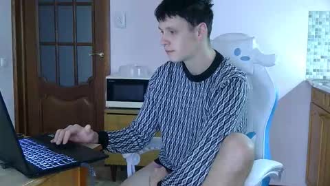 Snapshot of timkinky chatting on 11-10-25, 08:57 Tim WhiteS online show from 11-10-25, 08:57