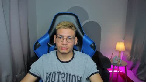 timi  jones online show from 01-11-25, 01:53