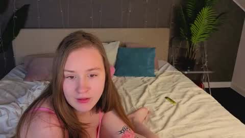 Stella online show from 03-09-26, 10:08