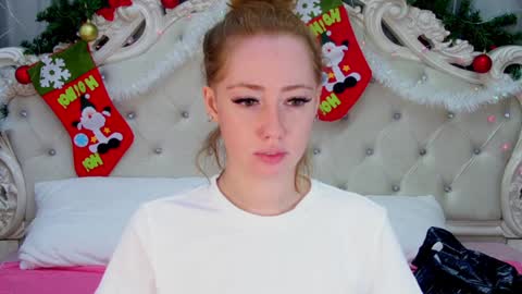 Tina online show from 01-03-25, 04:33