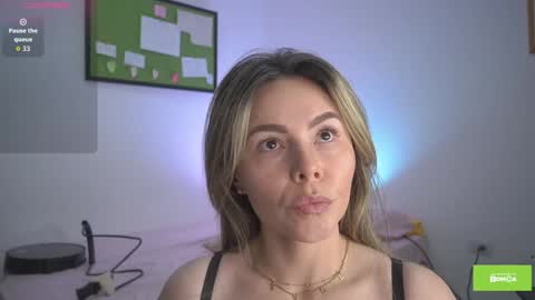 Snapshot of tinacb chatting on 01-13-26, 12:10 tinacb online show from 01-13-26, 12:10