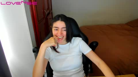 Snapshot of tinaconti chatting on 05-31-26, 06:20 Tina online show from 05-31-26, 06:20