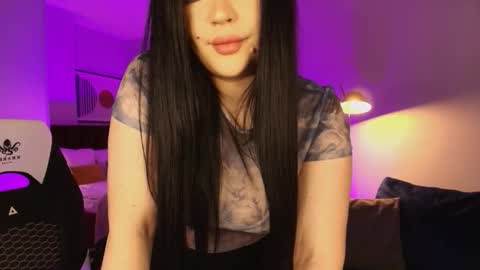 hi im curvy babyface girlie Tina online show from 02-07-26, 08:18