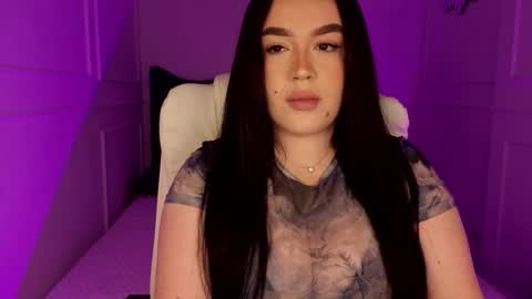 hi im curvy babyface girlie Tina online show from 03-26-26, 09:37