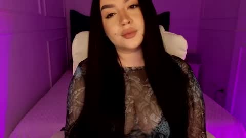 hi im curvy babyface girlie Tina online show from 04-11-26, 07:45
