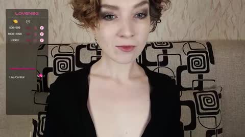 Tina online show from 10-19-25, 04:46