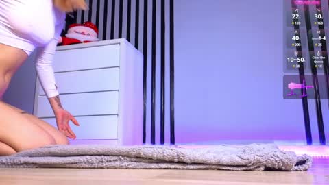Snapshot of tinki_winkii chatting on 01-12-25, 04:00 Tina online show from 01-12-25, 04:00