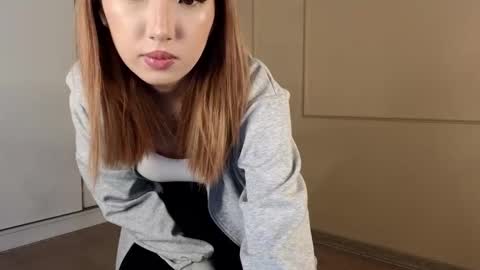 Snapshot of tinki_winkii chatting on 09-26-25, 04:05 Tina online show from 09-26-25, 04:05