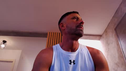 Snapshot of tinoclandestino chatting on 01-19-25, 10:28 tinoclandestino online show from 01-19-25, 10:28