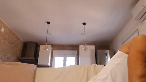 tinoclandestino online show from 11-16-25, 10:10