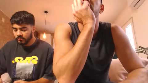 tinoclandestino online show from 12-14-25, 09:14