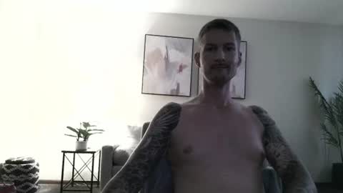 Snapshot of tinojetset069 chatting on 07-31-26, 11:37 tinojetset069 online show from 07-31-26, 11:37
