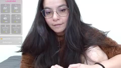 Tiny Caroline online show from 12-10-24, 06:01