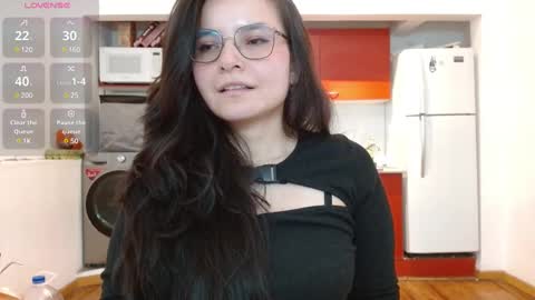 Tiny Caroline online show from 01-29-25, 02:19