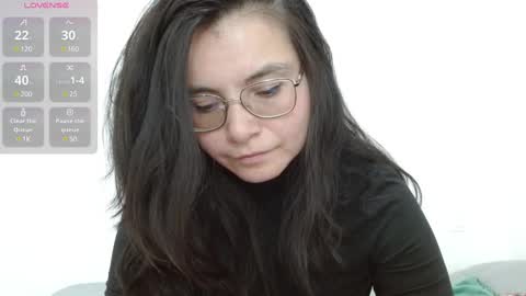 Tiny Caroline online show from 02-14-25, 01:56