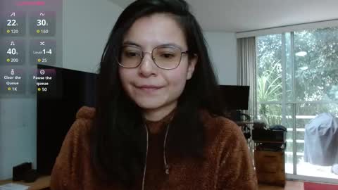 Tiny Caroline online show from 09-17-25, 09:05