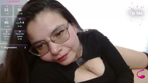 Tiny Caroline online show from 12-01-25, 10:15