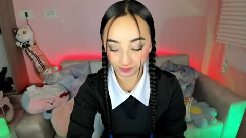 Snapshot of tiny_cora chatting on 05-09-26, 04:34 tiny_cora online show from 05-09-26, 04:34