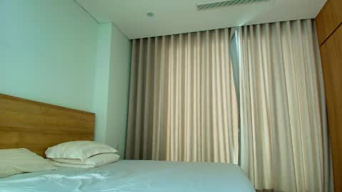 Lia online show from 12-10-24, 02:27