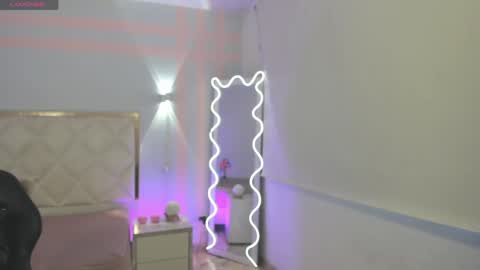 tiny_tay online show from 04-11-26, 11:25