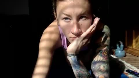tinyandtatted420 online show from 11-23-25, 06:52
