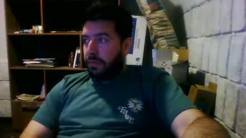 Snapshot of tinyben19931 chatting on 11-30-25, 11:31 Benja online show from 11-30-25, 11:31