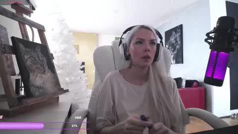 stage Kylie Sinner  brand CLITBAIT online show from 02-21-26, 12:28