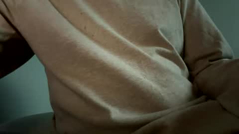 Snapshot of tinylimpy1 chatting on 06-18-26, 08:36 MonkeyPaw online show from 06-18-26, 08:36