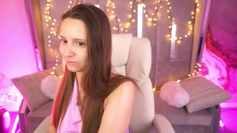 tinynataliee online show from 06-03-26, 06:16