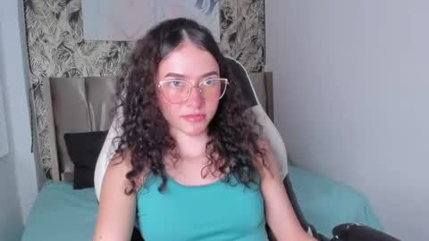 tinysophi online show from 07-02-26, 02:45