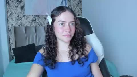 tinysophi online show from 07-08-26, 03:38
