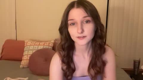 Tia online show from 11-10-25, 07:40