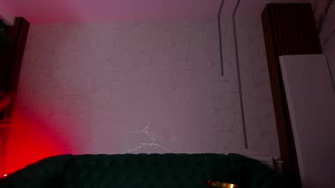 TinyVixen  online show from 10-08-25, 04:21