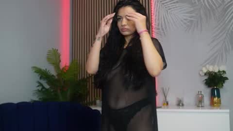 TinyVixen  online show from 10-19-25, 04:02