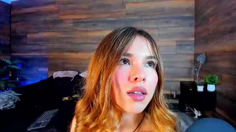 Snapshot of tinyw0nder chatting on 10-29-25, 09:49 Instagram  tinyw0nder online show from 10-29-25, 09:49