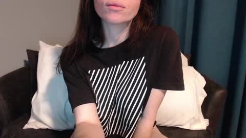 TinyyTina online show from 12-20-24, 11:43