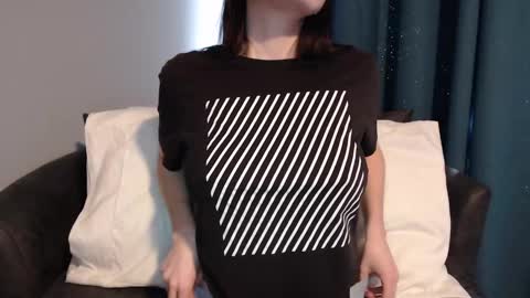 TinyyTina online show from 01-10-25, 07:54