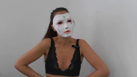 Tinks online show from 10-24-25, 08:44