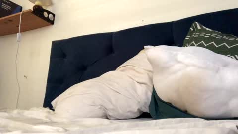 Snapshot of titanenh chatting on 02-02-25, 05:37 Titan online show from 02-02-25, 05:37