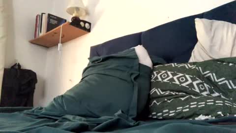 Snapshot of titanenh chatting on 02-09-25, 09:17 Titan online show from 02-09-25, 09:17