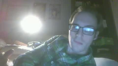 titlovercums online show from 12-18-25, 03:12