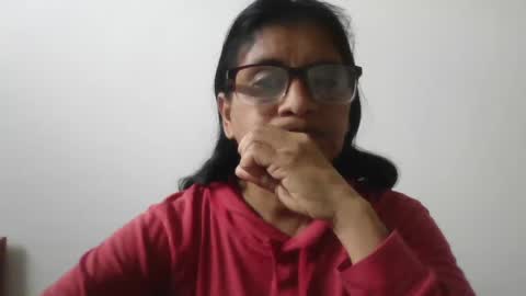 Snapshot of titssmall123 chatting on 01-27-25, 12:37 Ester online show from 01-27-25, 12:37