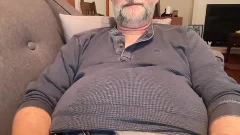 tjbear101 online show from 02-15-25, 10:42