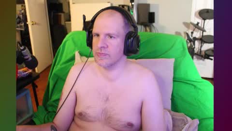 Snapshot of tkmacon chatting on 02-13-26, 10:00 TK Maconn online show from 02-13-26, 10:00